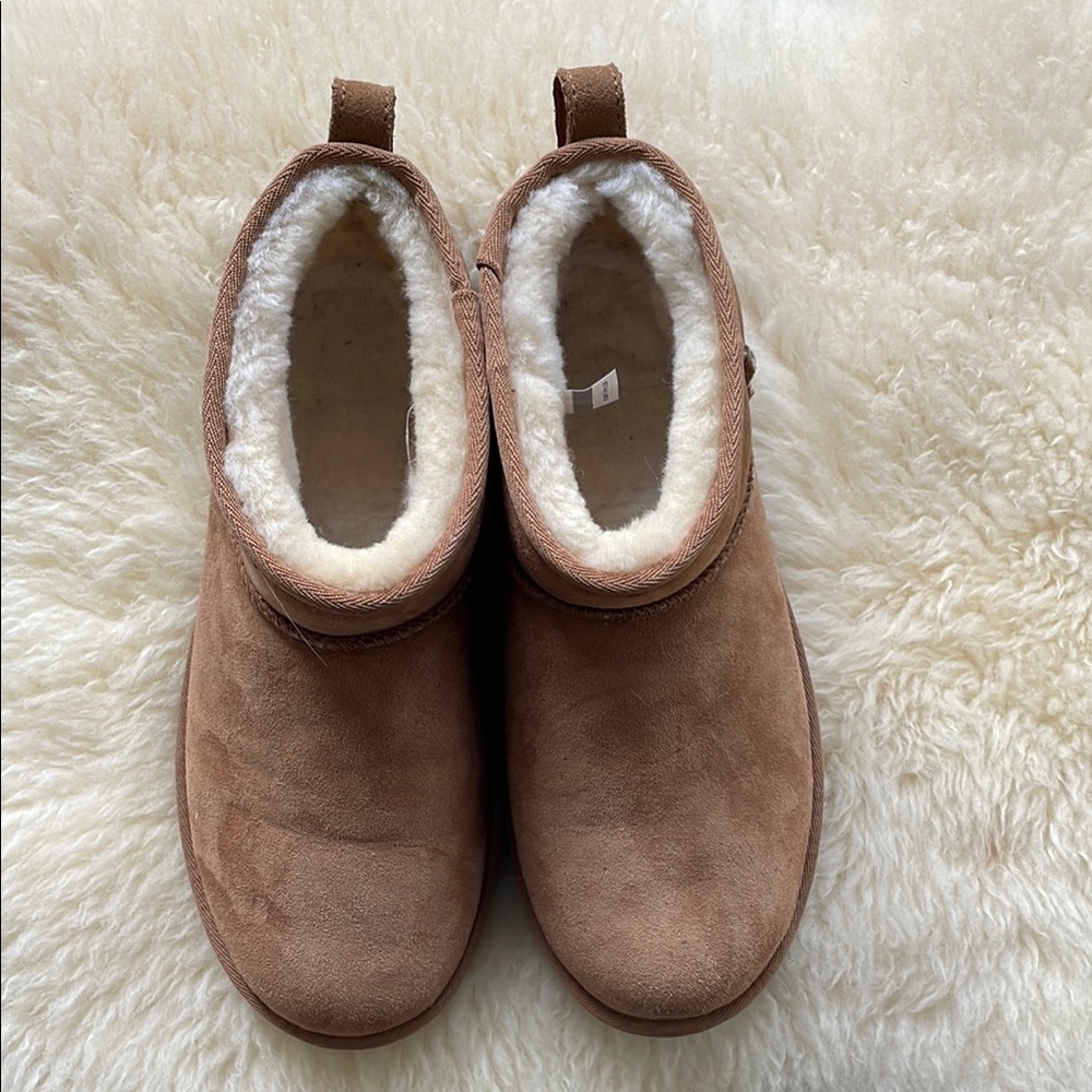 Ugg Classic Ultra Mini Suede Boot Sz 9 - Picture 3 of 9